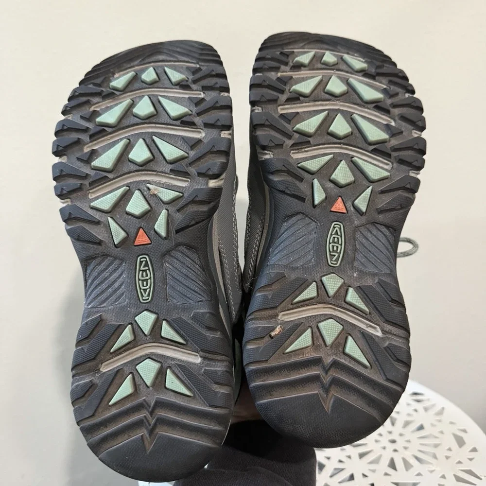 KEEN Womens Targhee Vented Hiking Shoes Size 8 US Gray